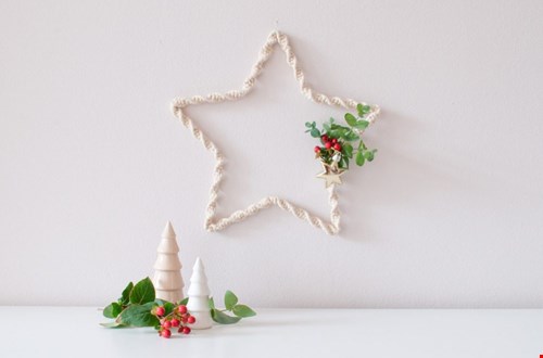 DIY tip 3: kerstkrans macrame wandhanger maken